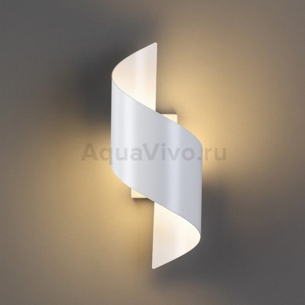 Настенный светильник Odeon Light Boccolo 3543/5LW, арматура белая, плафон металл белый, 13х30 см
