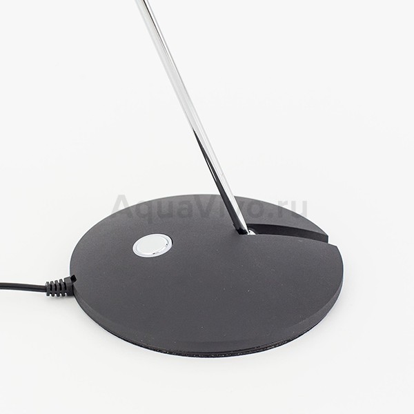 Офисная настольная лампа Citilux Ньютон CL803032, арматура черная / хром, плафон металл черный / хром, 15х15 см