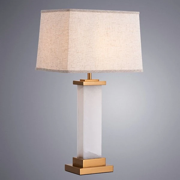 Интерьерная настольная лампа Arte Lamp Camelot A4501LT-1PB, арматура белая / медь, плафон ткань бежевый, 36х25 см - фото 1