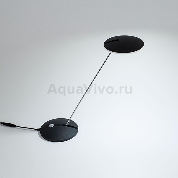 Офисная настольная лампа Citilux Ньютон CL803032, арматура черная / хром, плафон металл черный / хром, 15х15 см - фото 1