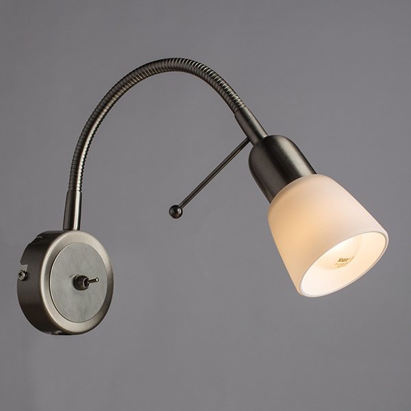 Бра Arte Lamp Lettura A7009AP-1SS, арматура серебро, плафон стекло белое, 7х34 см - фото 1