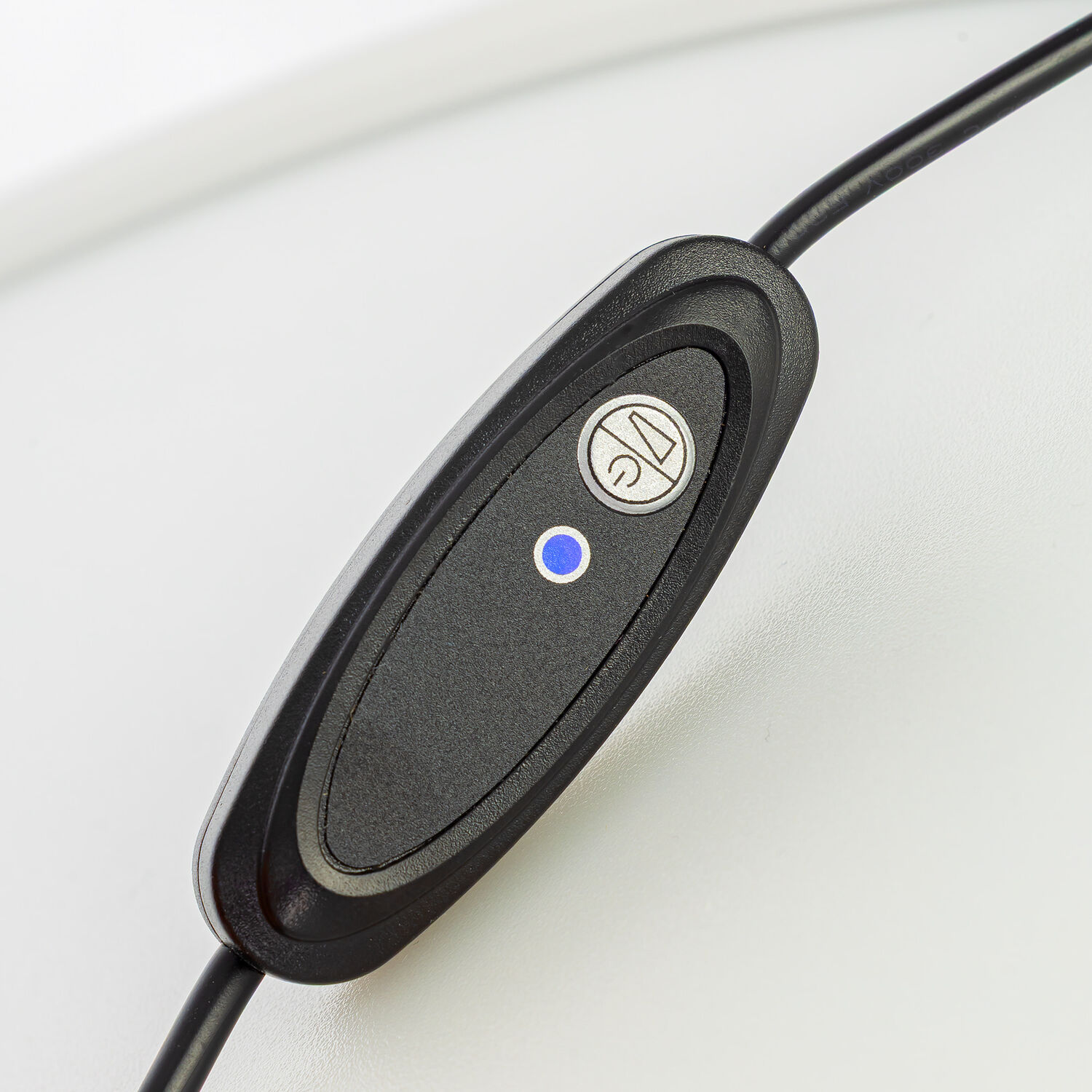 Настольный светильник Citilux Lina CL812010, арматура белая - фото 1