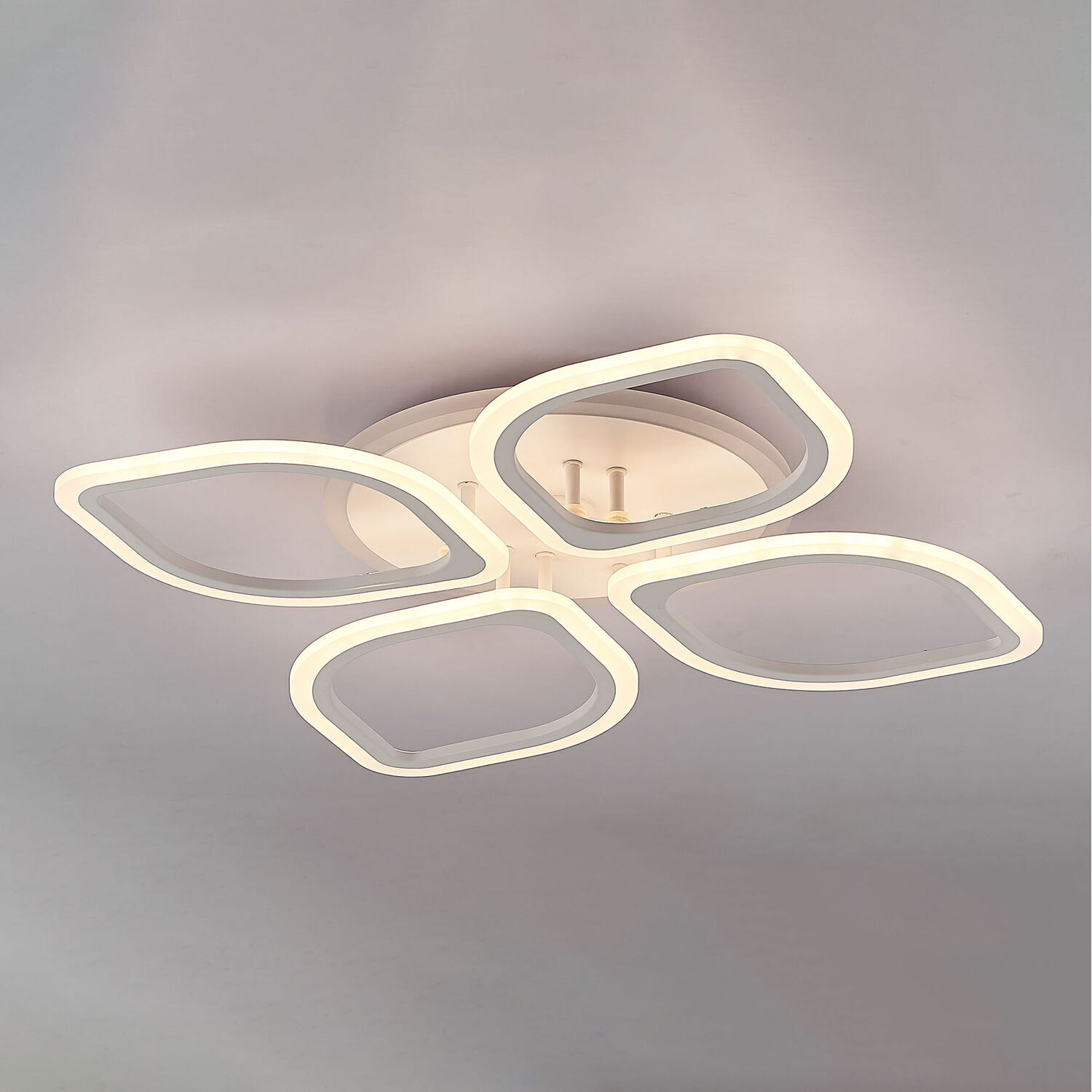 Потолочная люстра Citilux Ромби Смарт CL236A140E, арматура белая, плафоны металл / полимер белый - фото 1