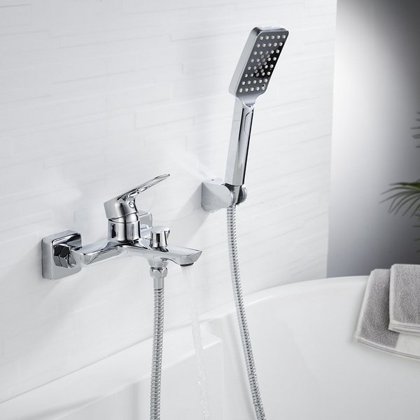 Смеситель Rossinka RS46-30 для ванны с душем, цвет хром