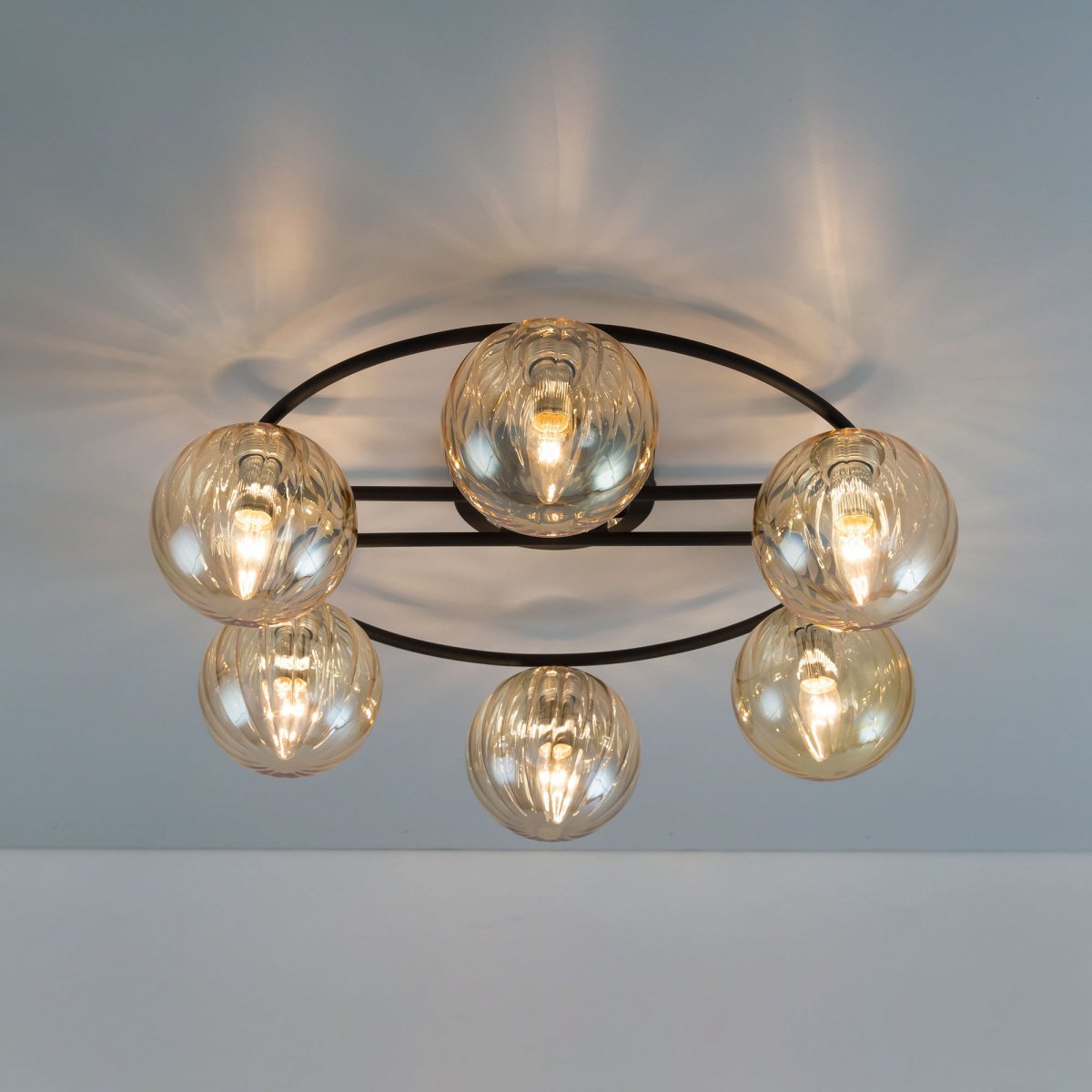 Потолочная люстра Citilux Эрни CL122165, арматура черная, плафон стекло прозрачное