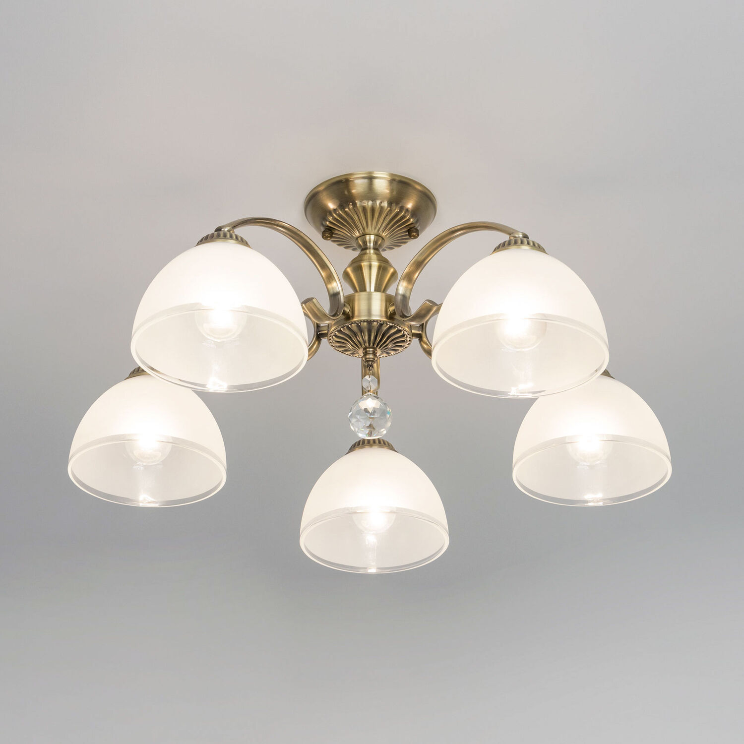 Потолочная люстра Citilux Франческа CL417153, арматура бронза, плафоны стекло матовое - фото 1