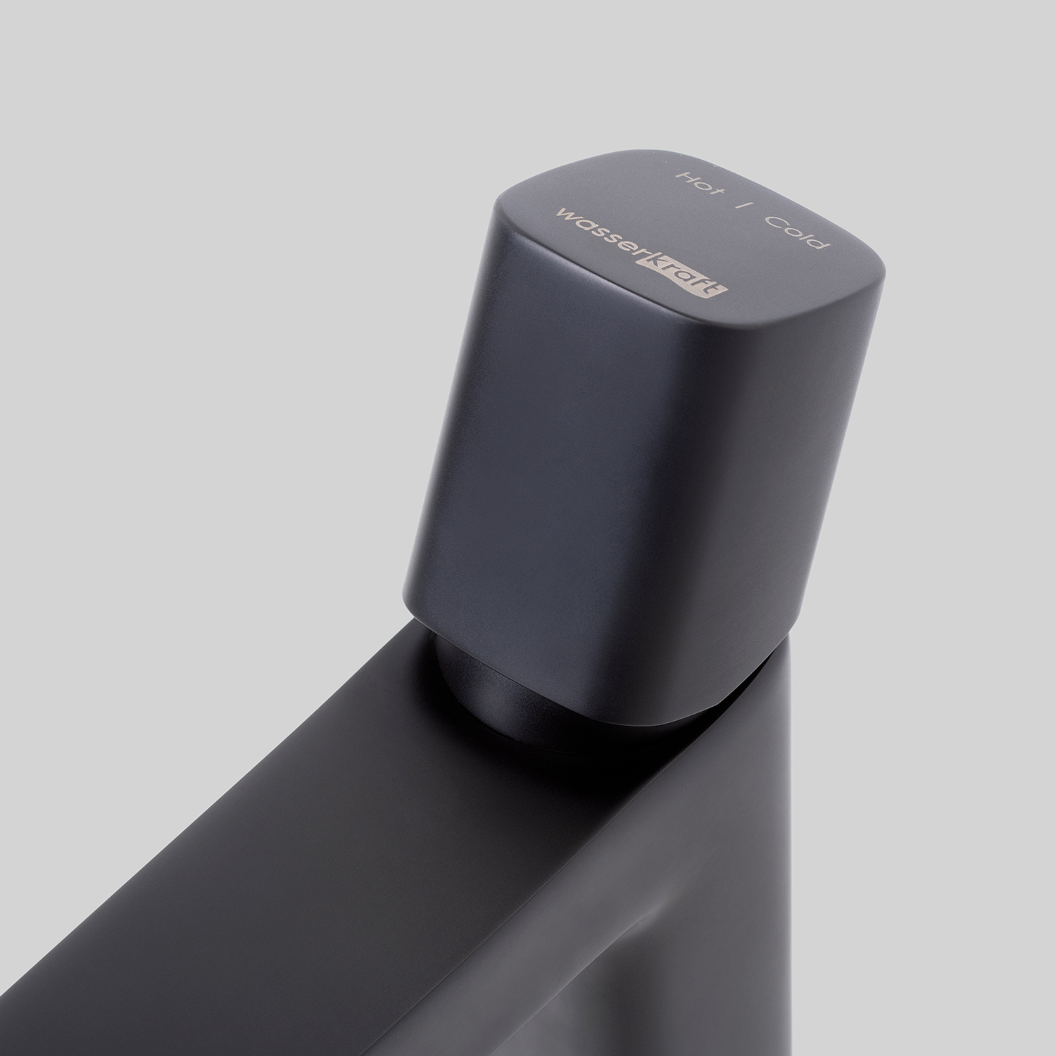 Смеситель WasserKRAFT Nuthe 9103H для раковины, цвет черный - фото 1