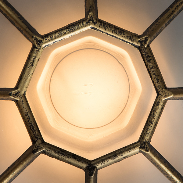 Потолочный светильник Arte Lamp Pegasus A3121PF-1BN, арматура золото / черная, плафон стекло белое, 27х27 см
