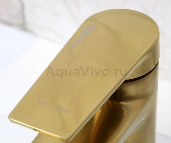 Смеситель WasserKRAFT Aisch 5503 для раковины, цвет матовое золото - фото 1